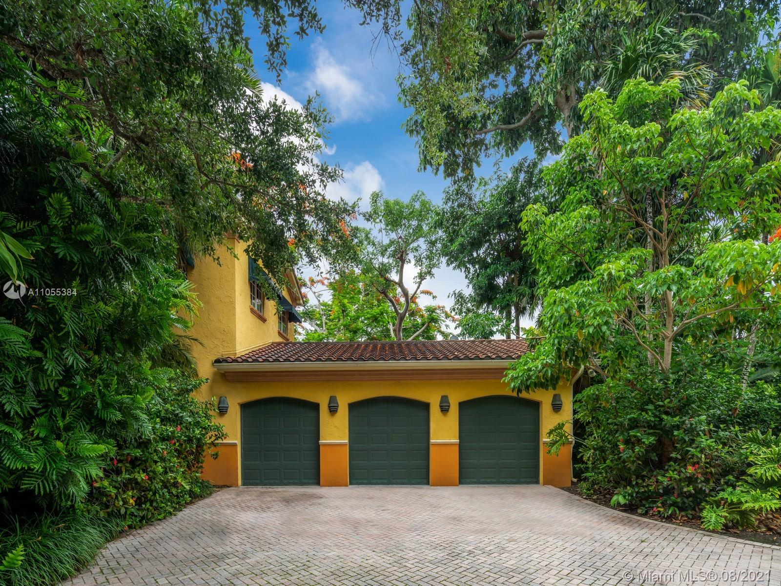 COCOA PLUM HEIGHTS SUB - Residential