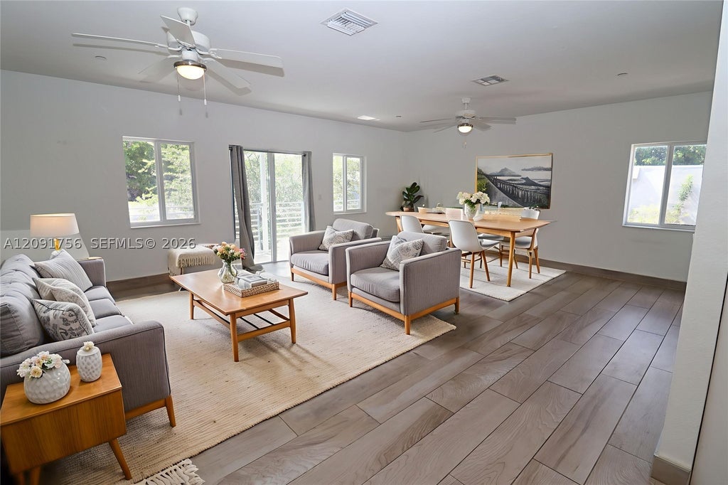 Photo of 605 NE 28th St #3, Wilton Manors, FL 33334 (MLS # A12091756)