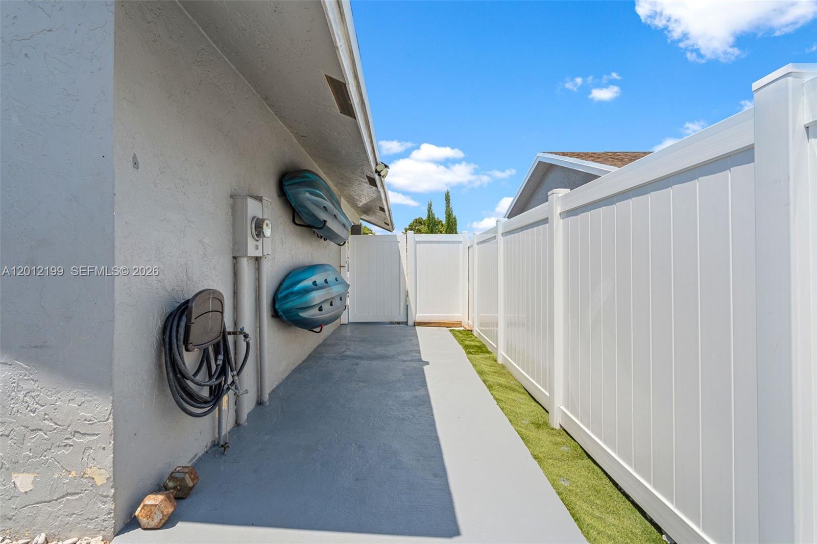 NORTH LAUDERDALE VILLAGE S - Residential