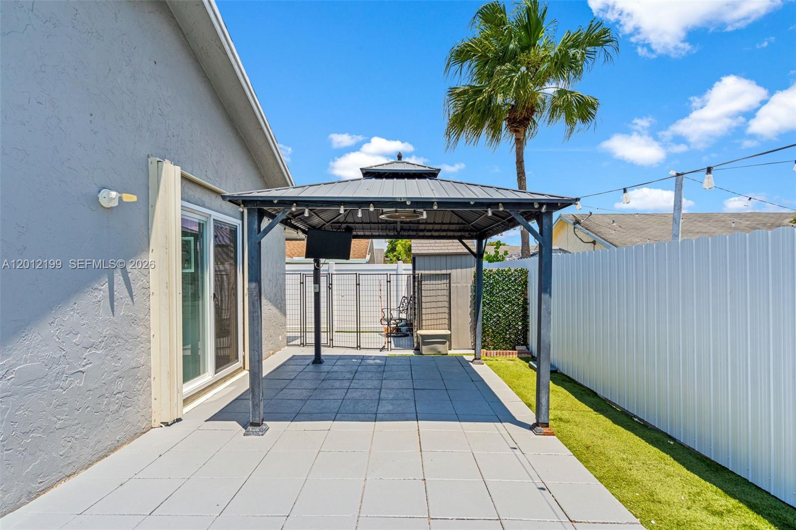 NORTH LAUDERDALE VILLAGE S - Residential