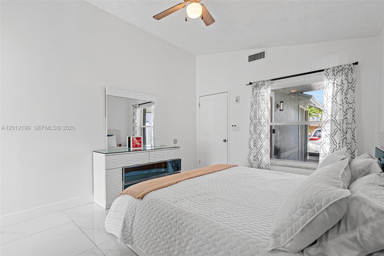 NORTH LAUDERDALE VILLAGE S - Residential