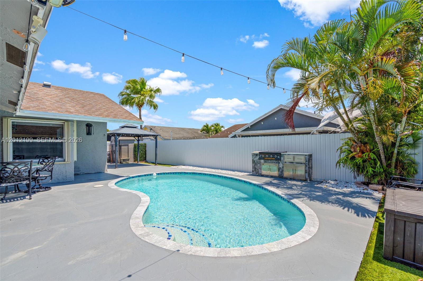 NORTH LAUDERDALE VILLAGE S - Residential