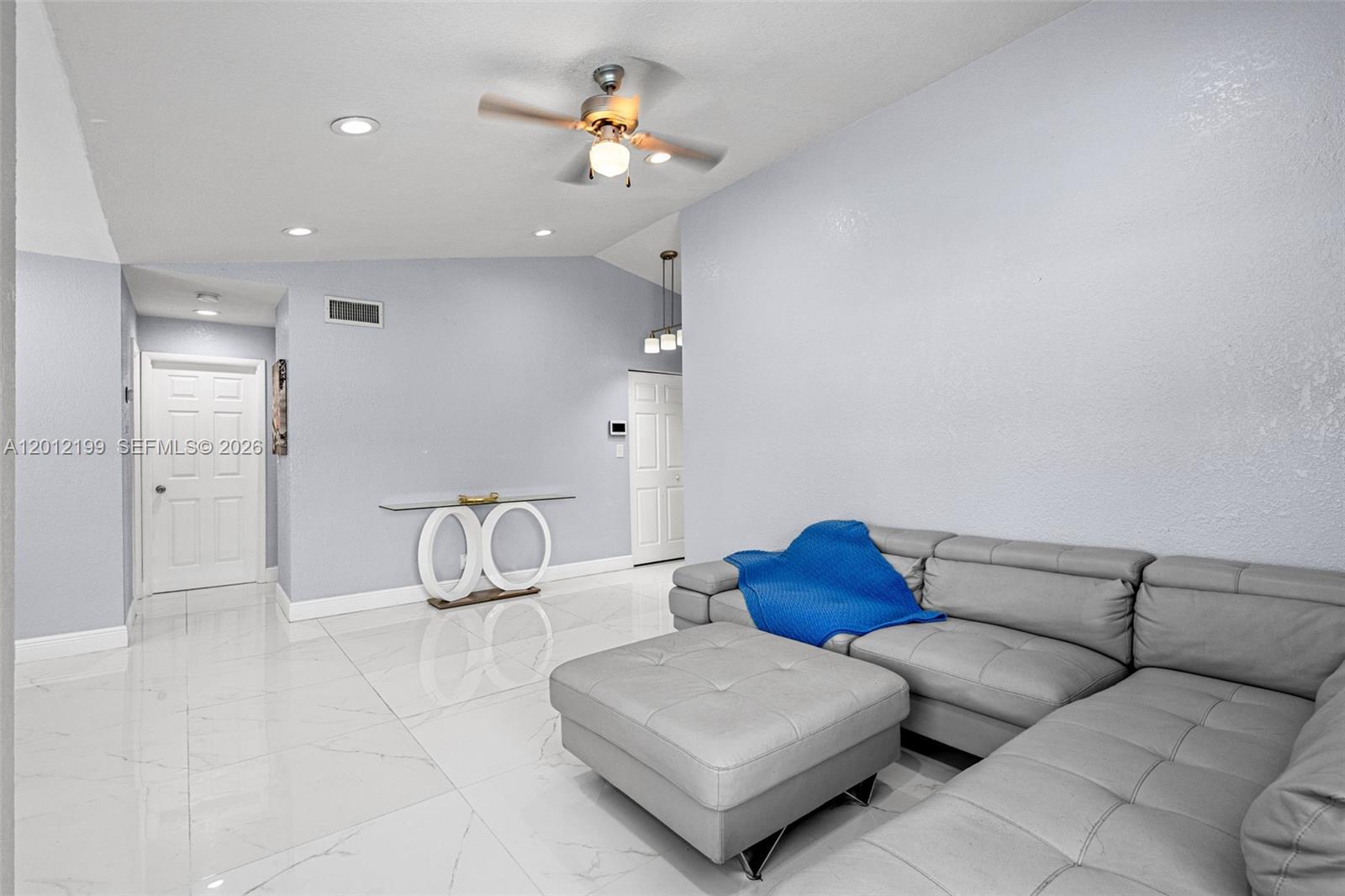 NORTH LAUDERDALE VILLAGE S - Residential