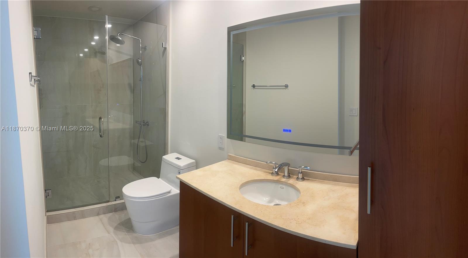OCEAN MARINE YACHT CLUB C - Residential Lease