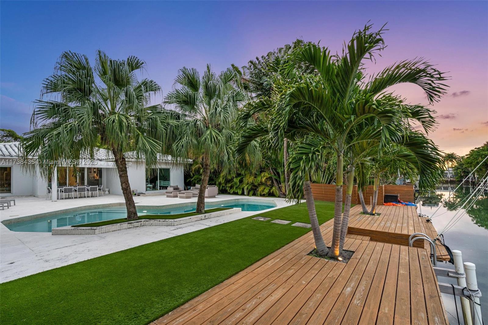 BISCAYNE POINT - Residential