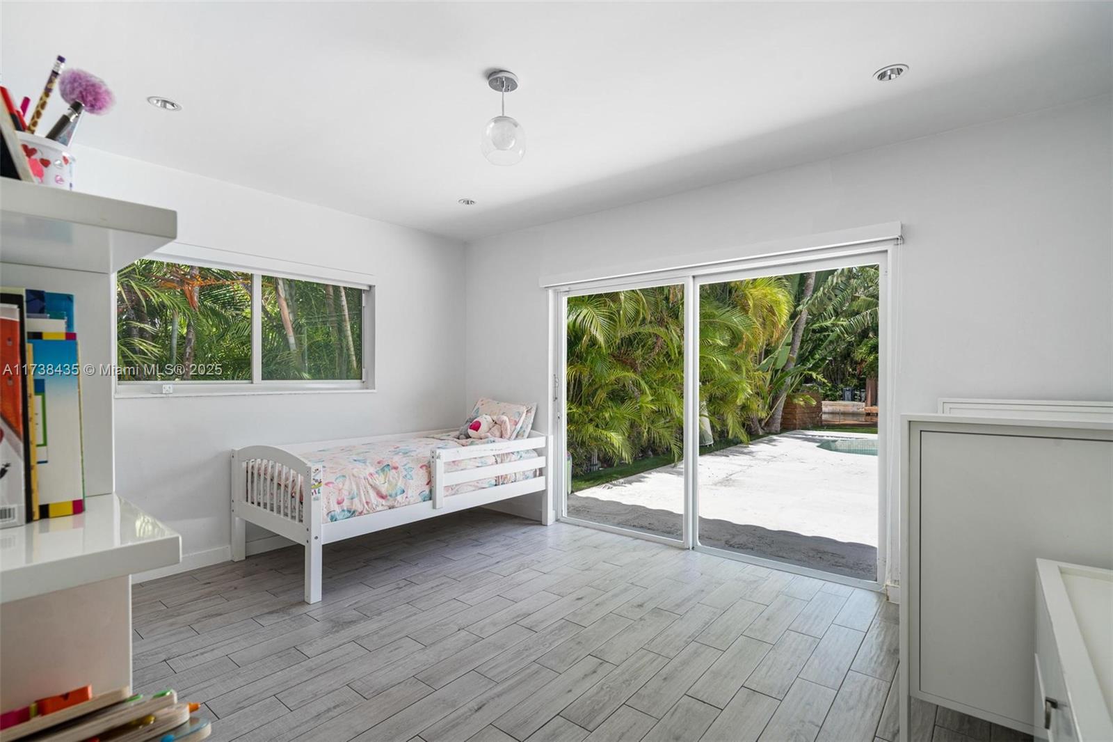 BISCAYNE POINT - Residential