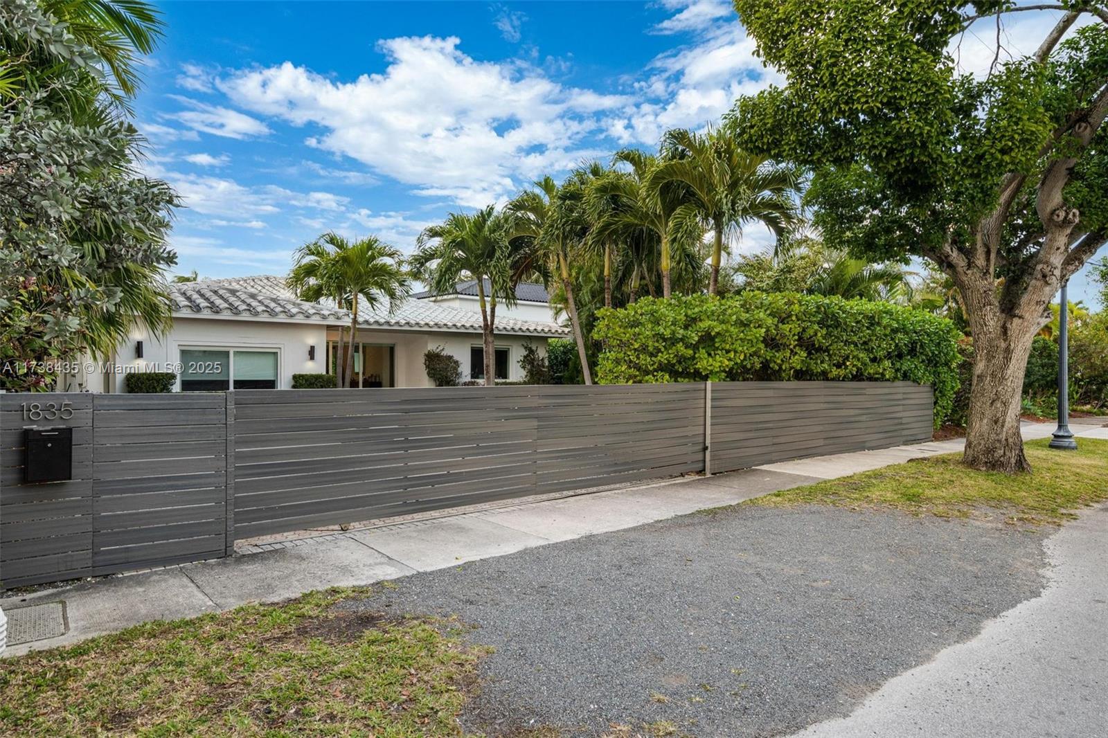 BISCAYNE POINT - Residential