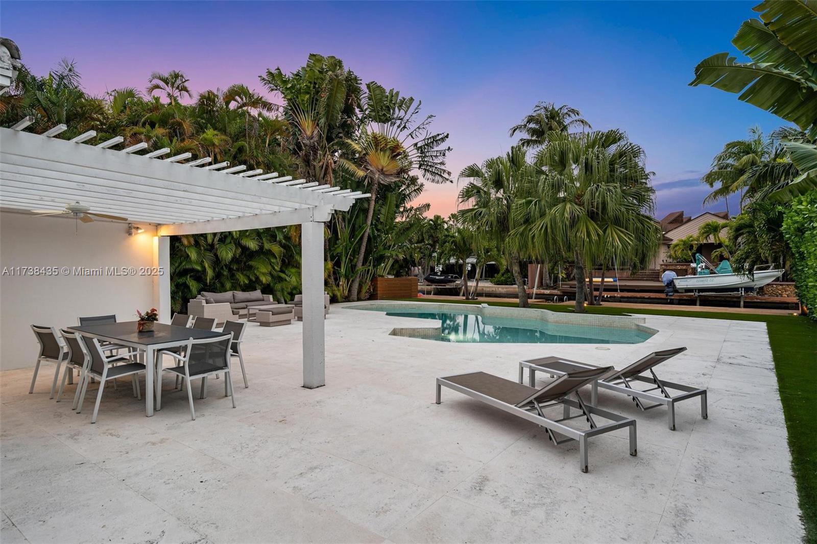 BISCAYNE POINT - Residential