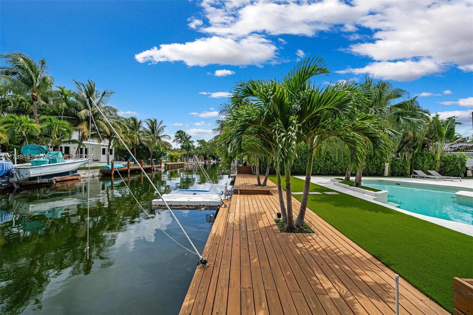 BISCAYNE POINT - Residential