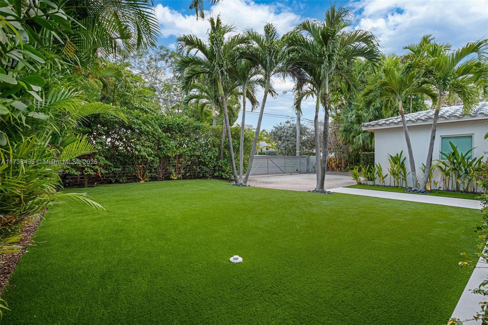 BISCAYNE POINT - Residential