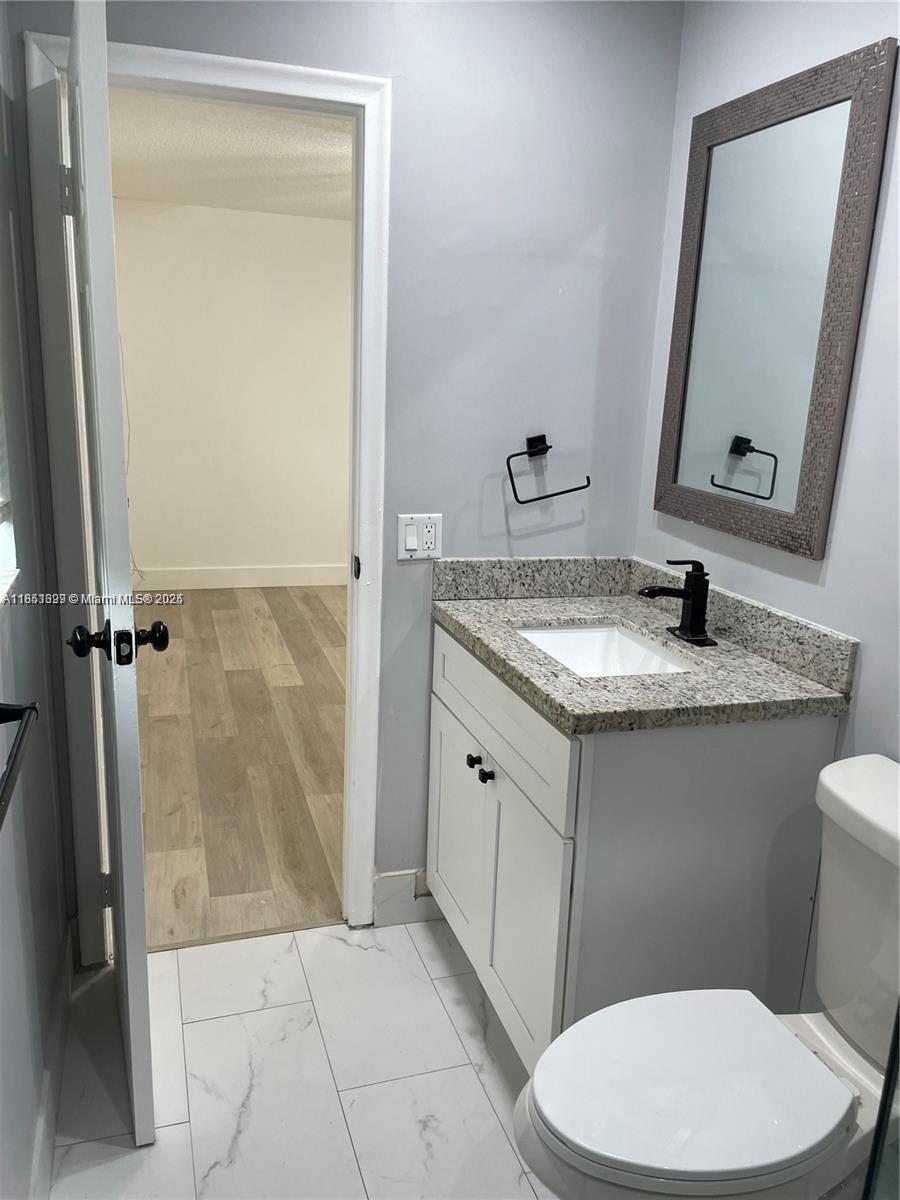 Beautifully remodeled 1 Bedroom 1 Bath rental in the heart of Sunrise. Move In Ready, unit has fridge, microwave and sink. Rent includes utilities, private entrance. First mo, & 2 months sec deposit required, & credits 700+. Send complete offers: Rental App, Background, Credit report, CTL, 3mo last pay stubs or Proof of Income, & ID copies.
NO washer/Dryer in the unit. Personal Interview required. Hurry it won't last!