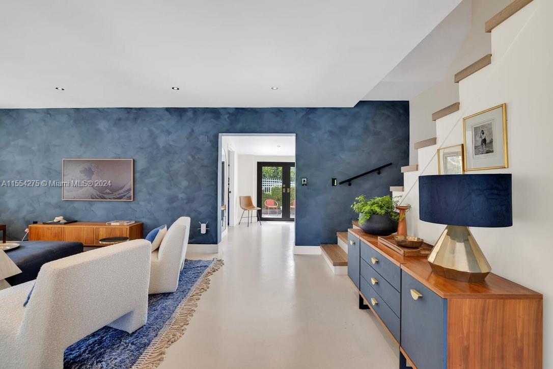 AMD EDGEWATER MANORS - Residential