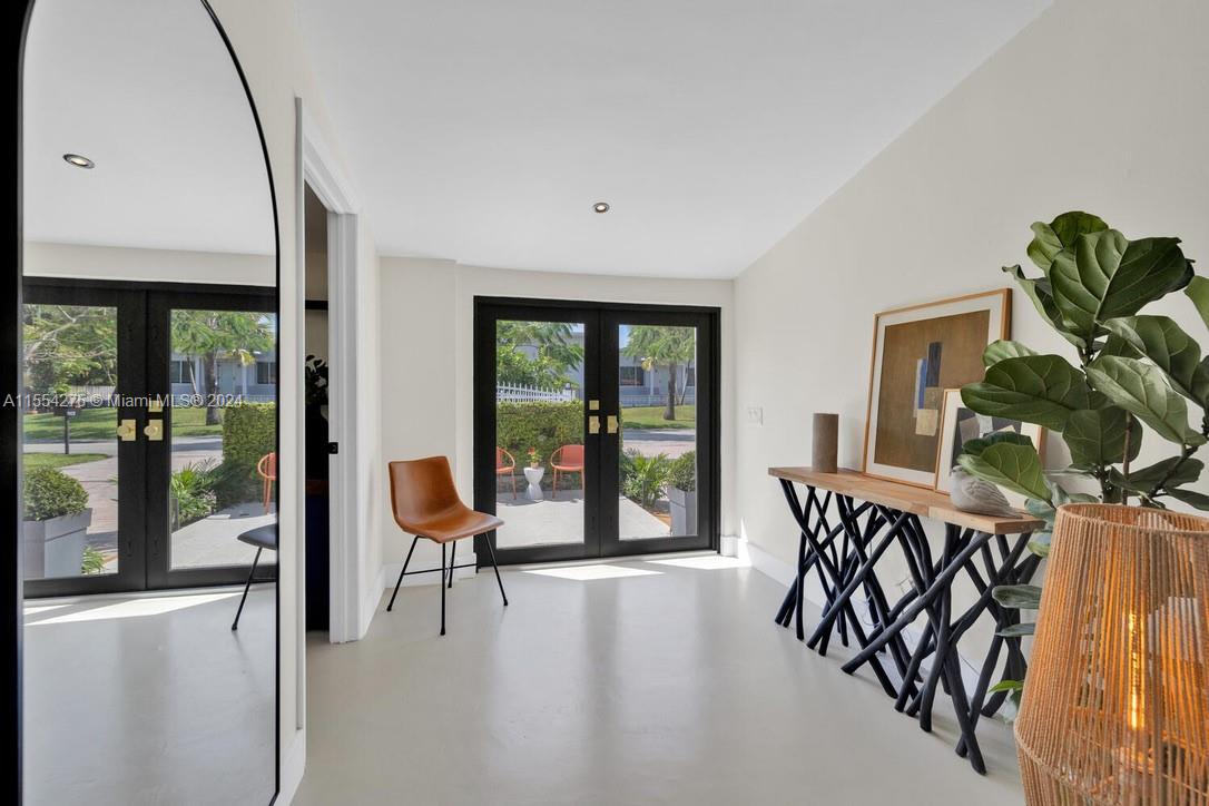 AMD EDGEWATER MANORS - Residential