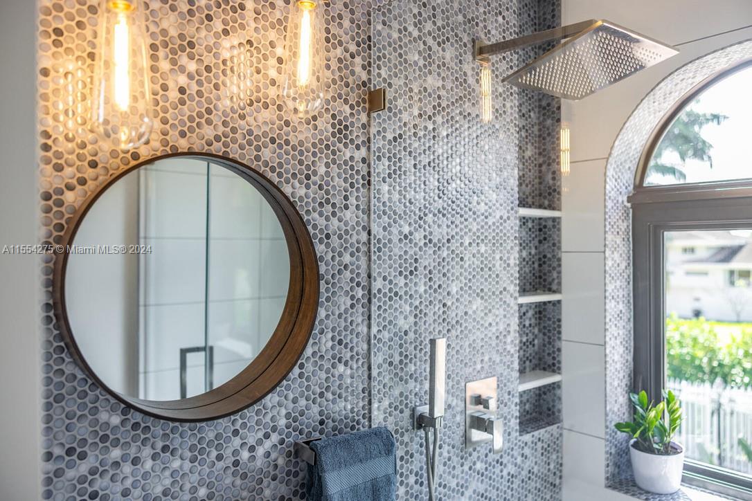 AMD EDGEWATER MANORS - Residential