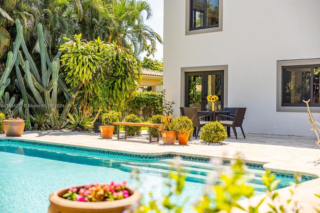 AMD EDGEWATER MANORS - Residential