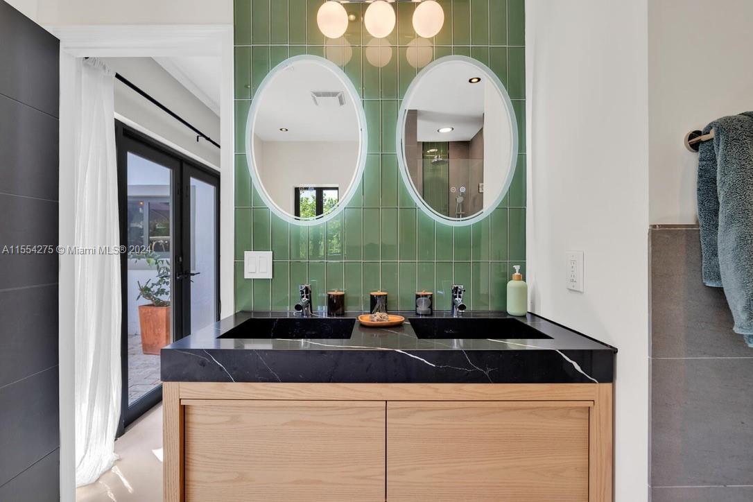 AMD EDGEWATER MANORS - Residential