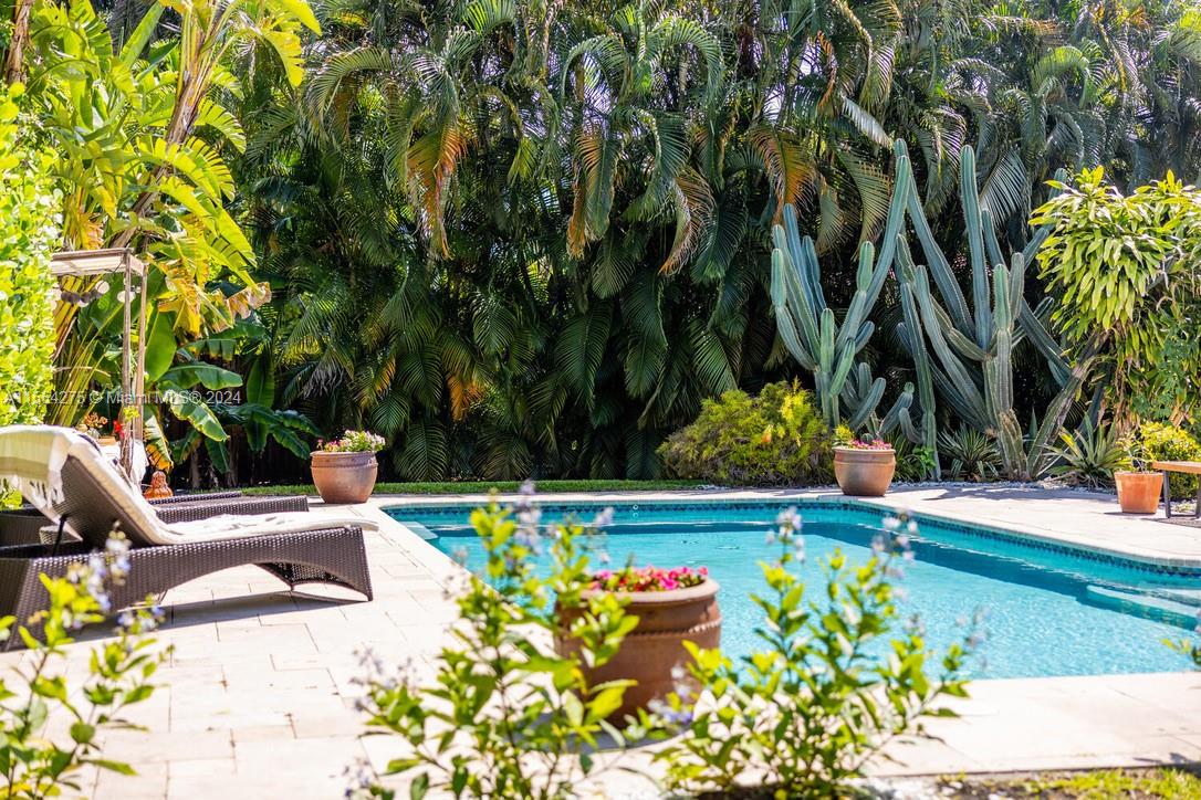 AMD EDGEWATER MANORS - Residential