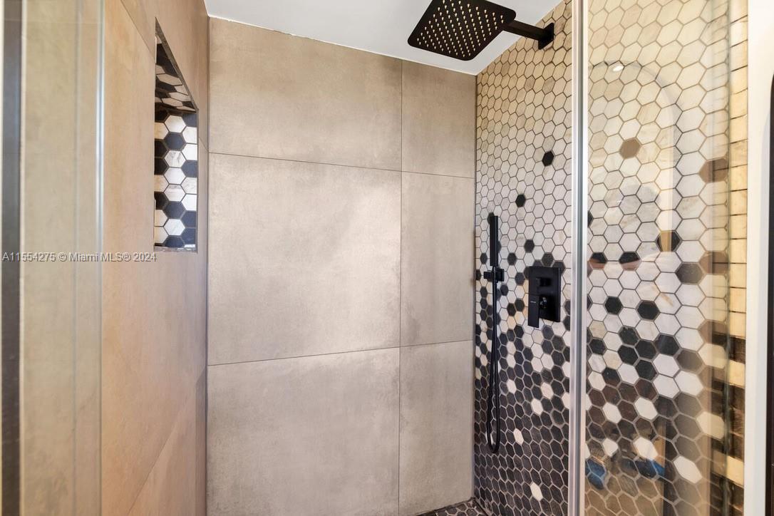 AMD EDGEWATER MANORS - Residential