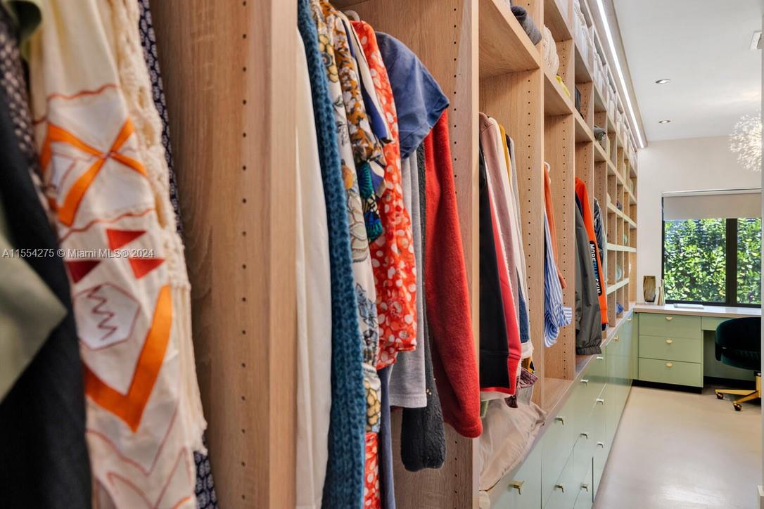 AMD EDGEWATER MANORS - Residential