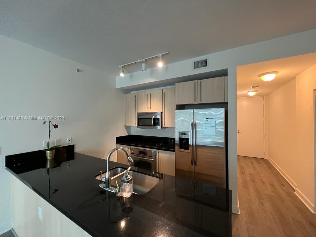 1111 SW 1st Ave 2316-N