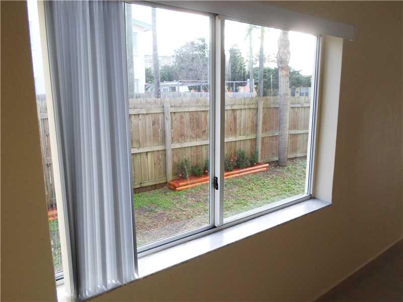 OLAS AZULES CONDO - Residential Lease