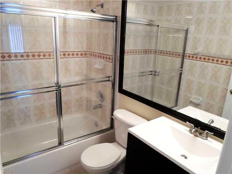 OLAS AZULES CONDO - Residential Lease