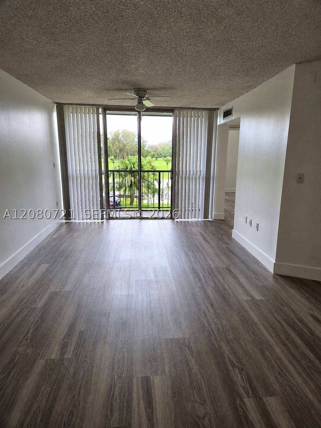 6955 NW 186th St F205, Hialeah FL 33015