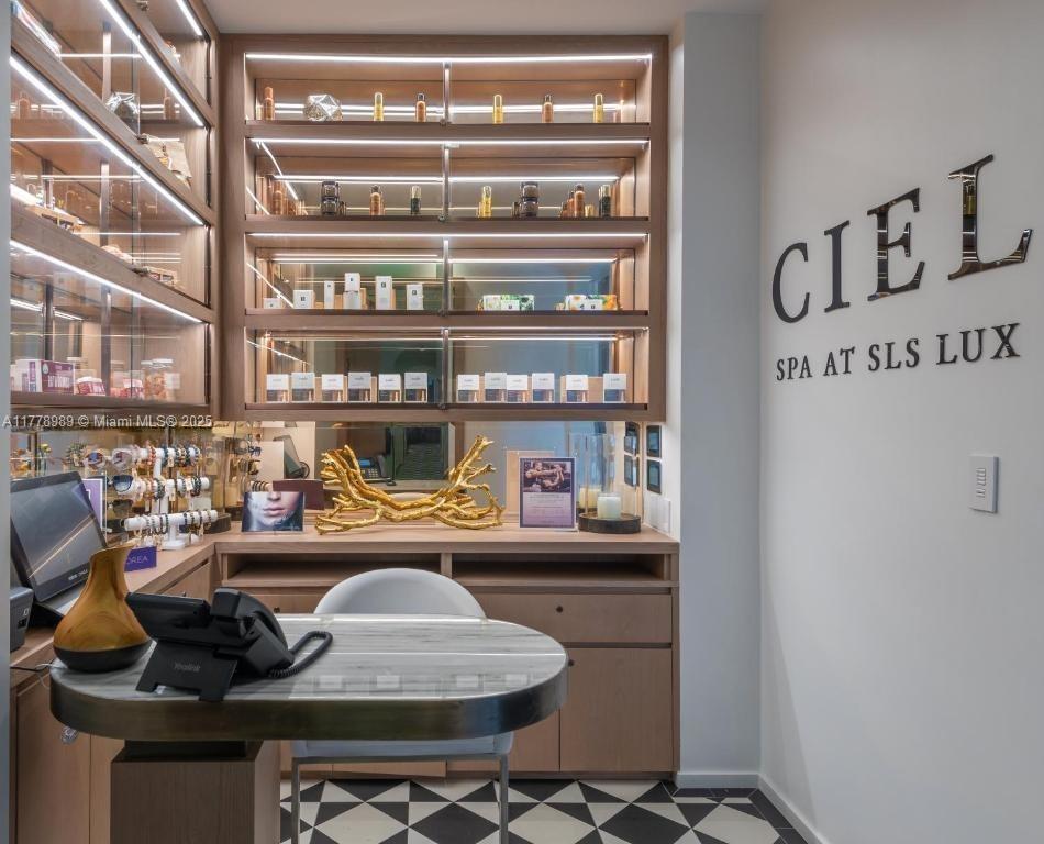 SLS LUX - Residential