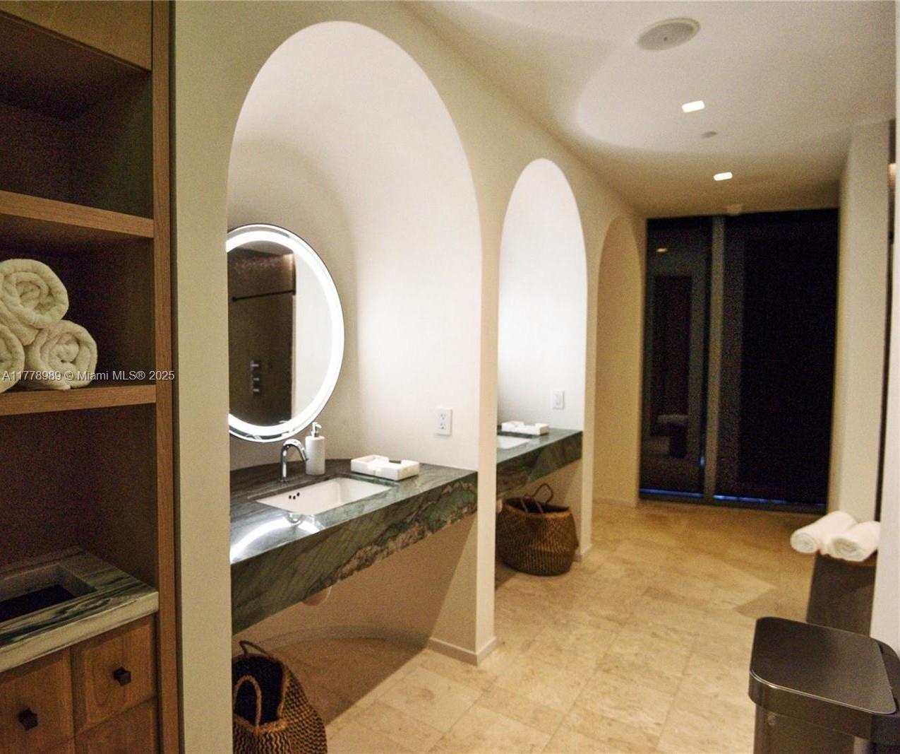 SLS LUX - Residential