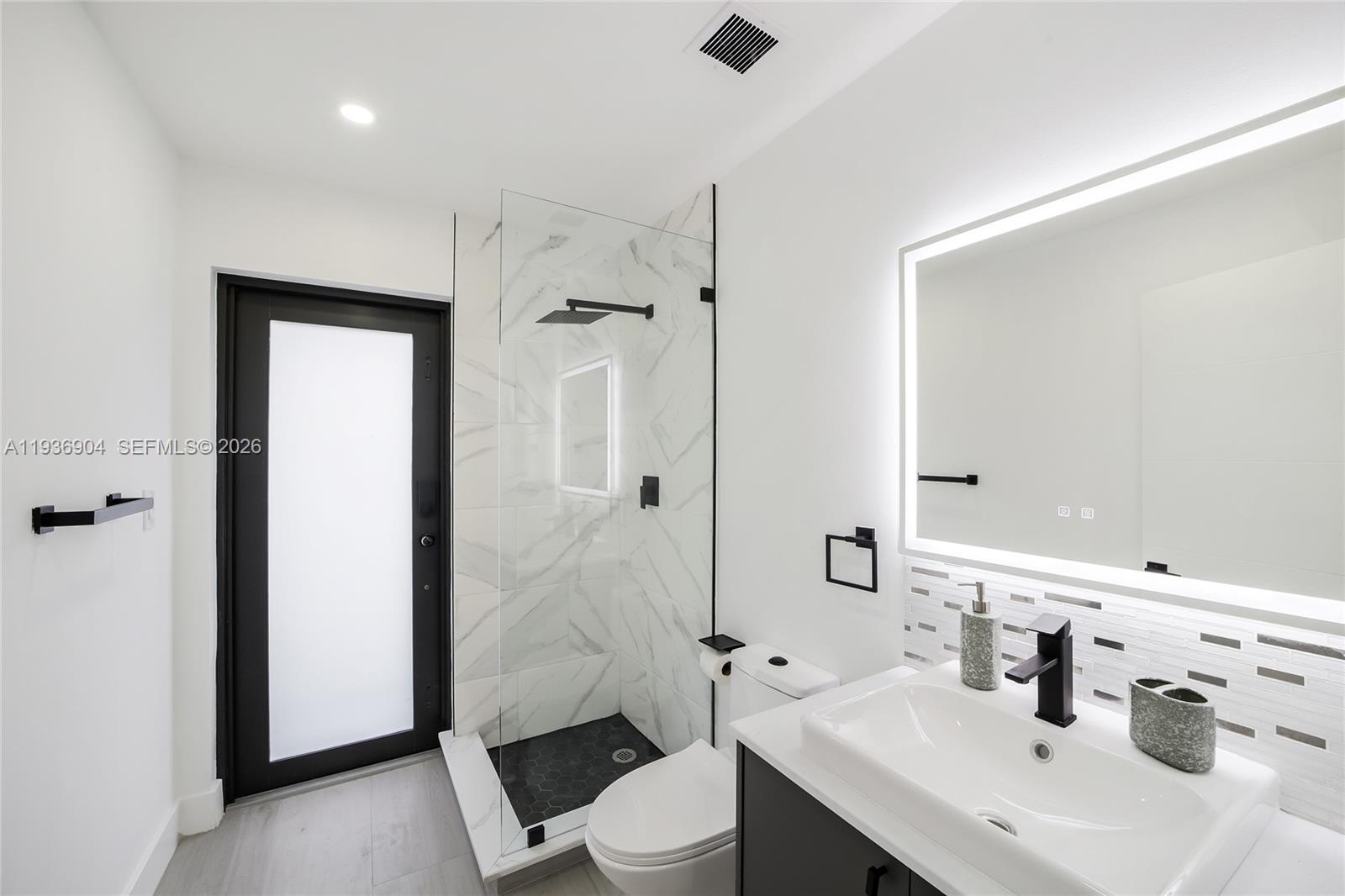 OCEAN BOULEVARD PARK - Residential