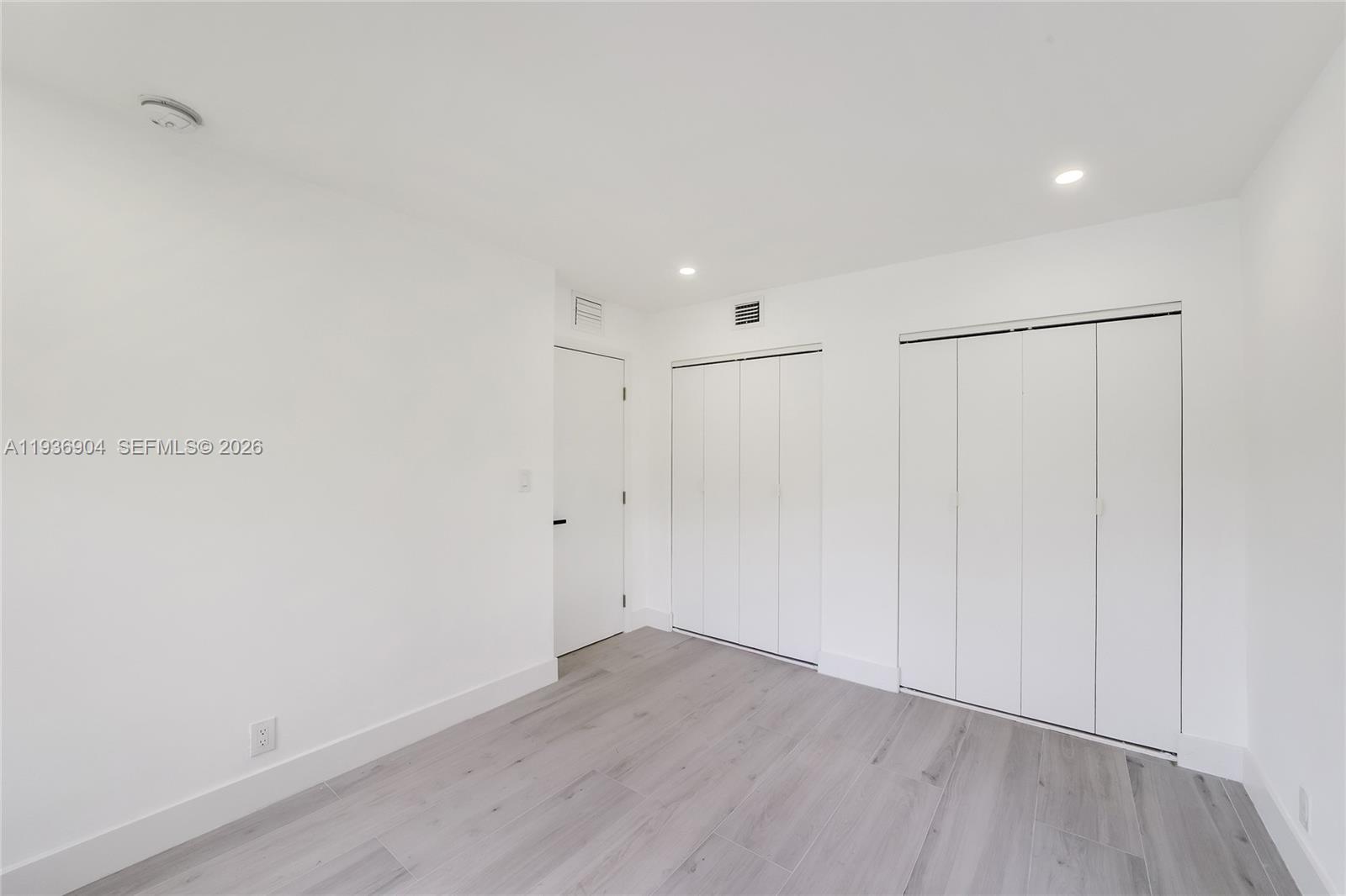 OCEAN BOULEVARD PARK - Residential