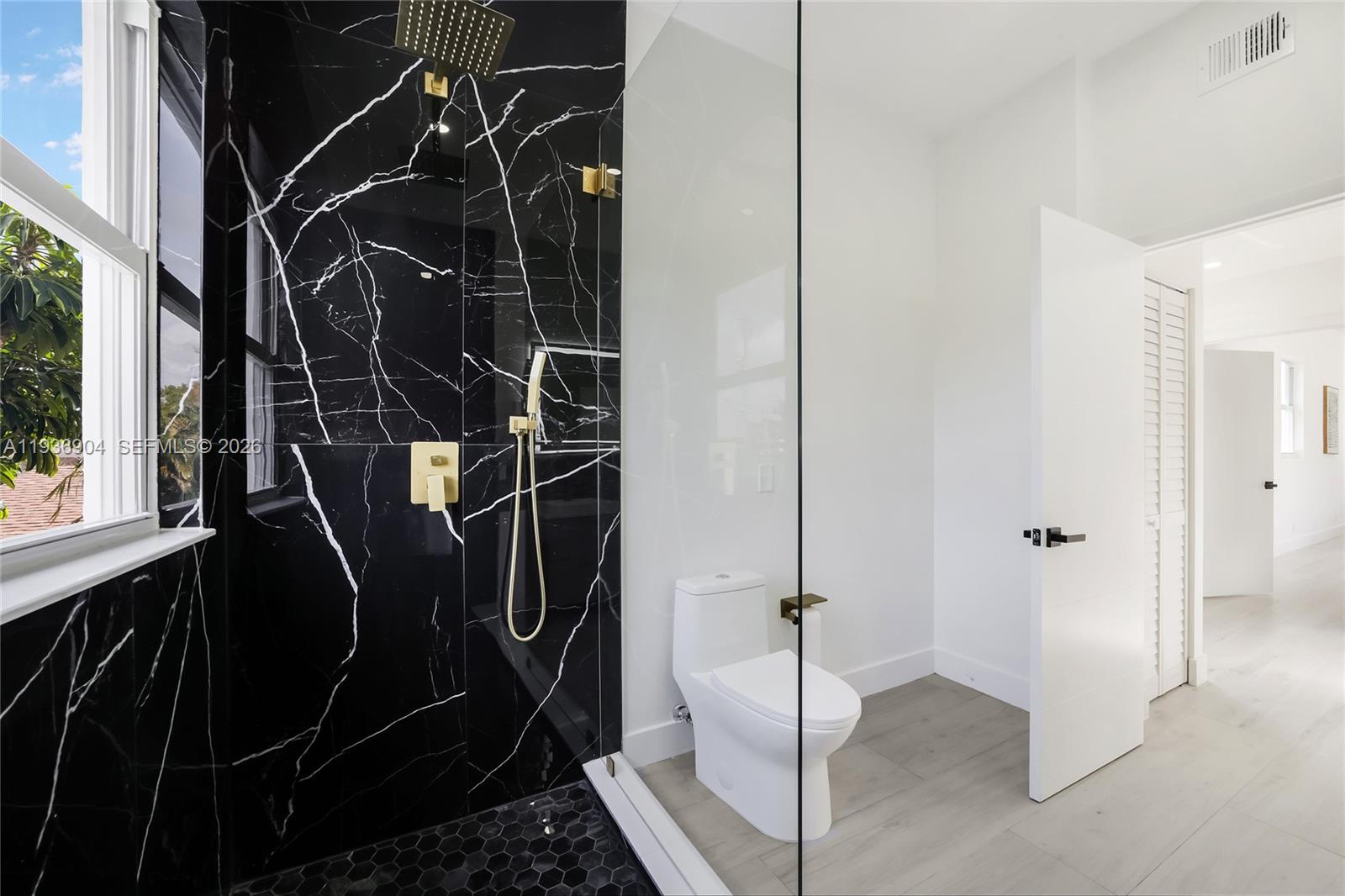 OCEAN BOULEVARD PARK - Residential