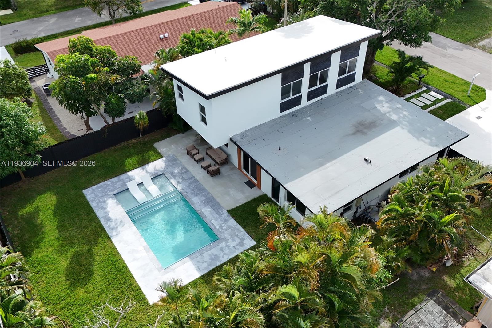 OCEAN BOULEVARD PARK - Residential