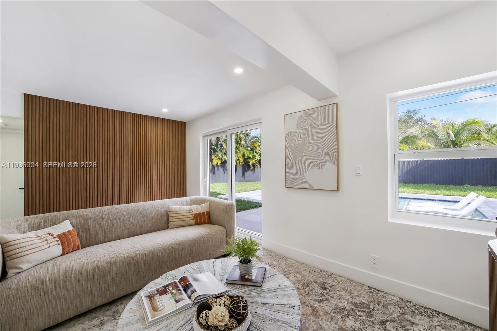 OCEAN BOULEVARD PARK - Residential