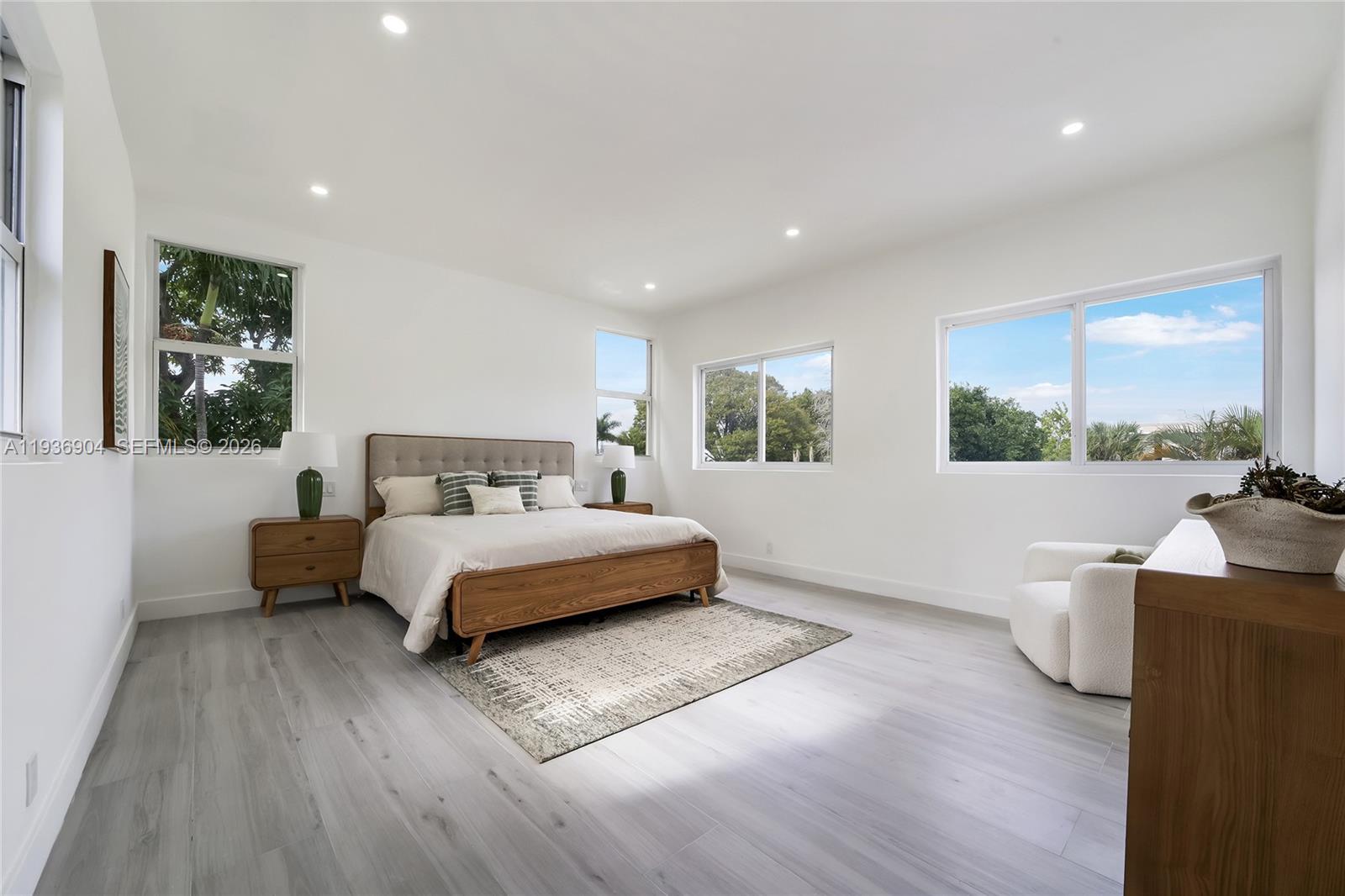 OCEAN BOULEVARD PARK - Residential