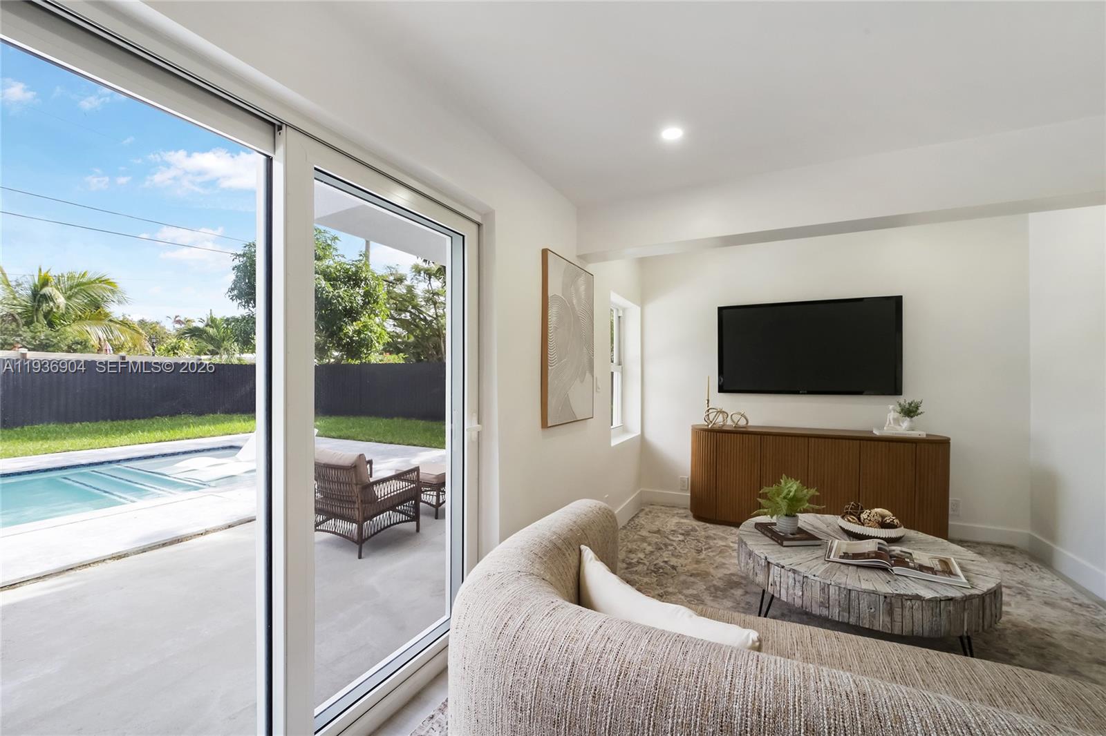 OCEAN BOULEVARD PARK - Residential