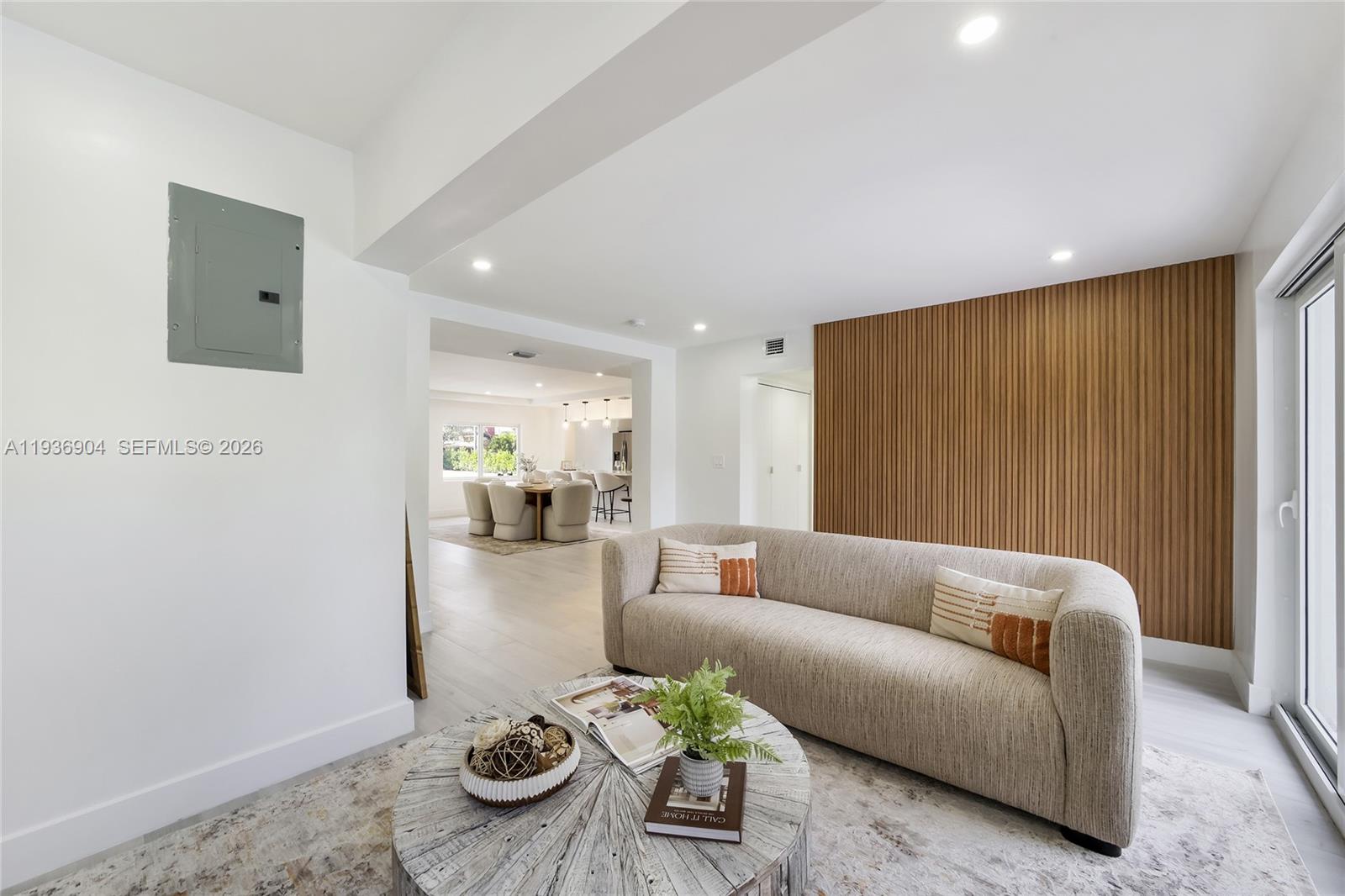 OCEAN BOULEVARD PARK - Residential