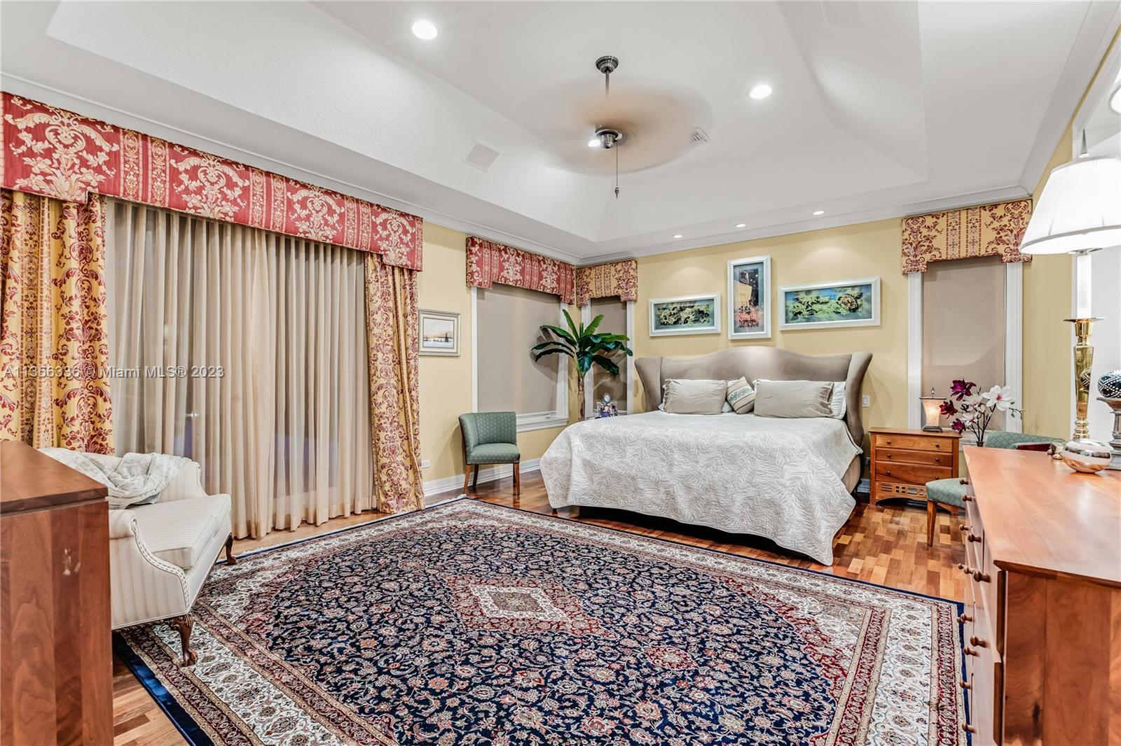 BANYAN WOODS - Residential