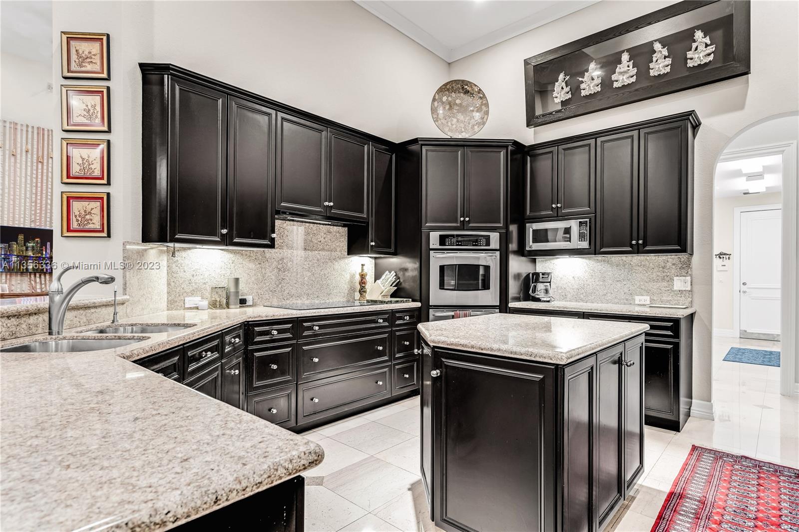 BANYAN WOODS - Residential