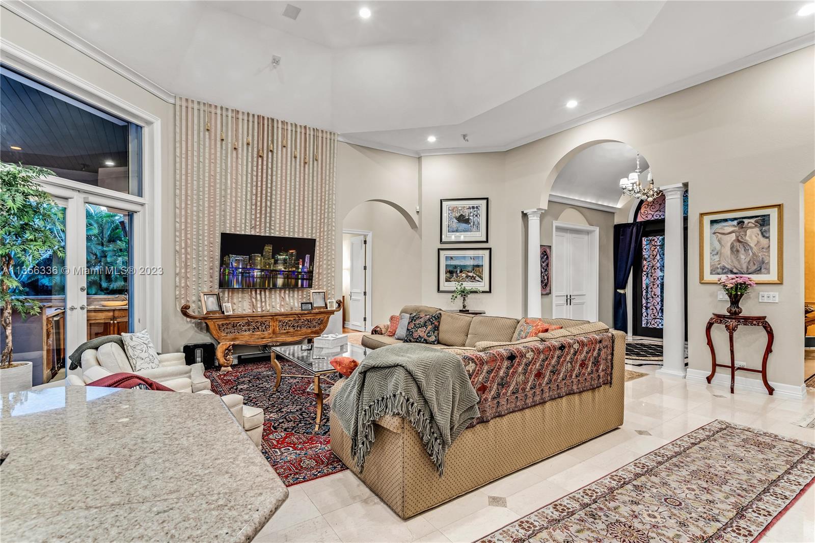 BANYAN WOODS - Residential