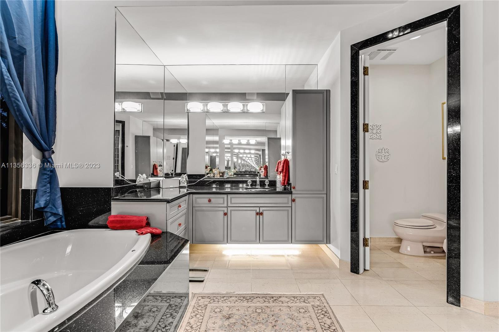 BANYAN WOODS - Residential