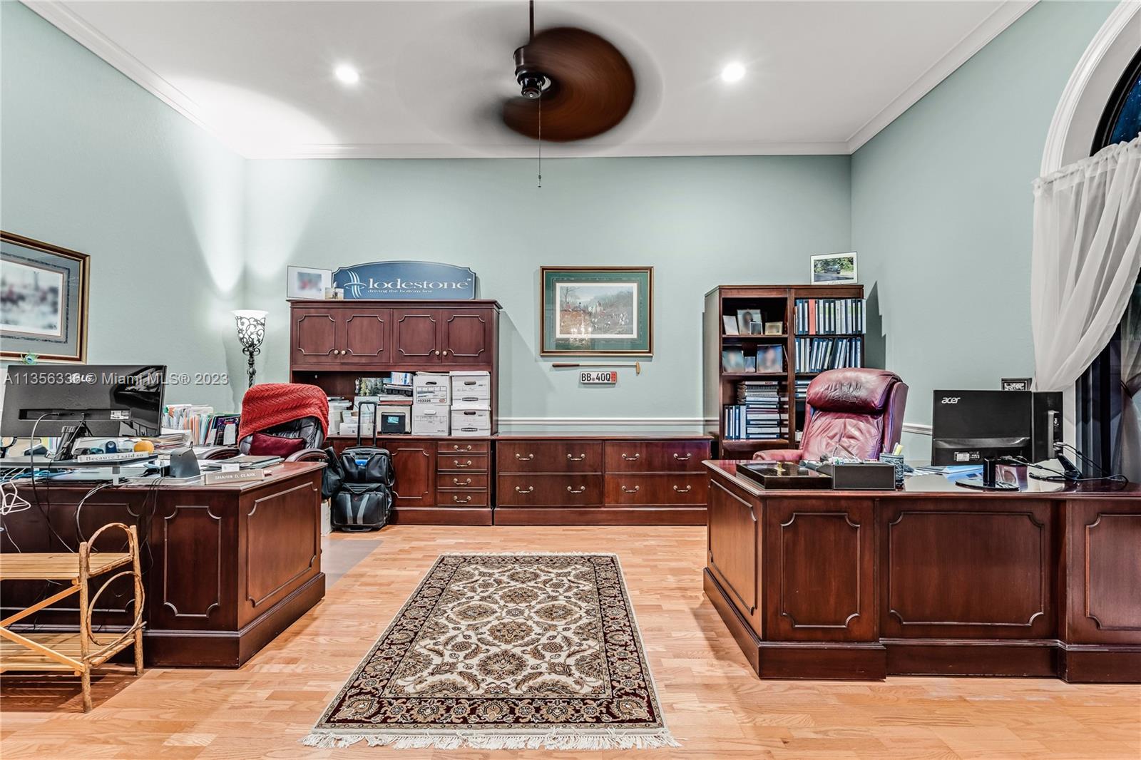 BANYAN WOODS - Residential