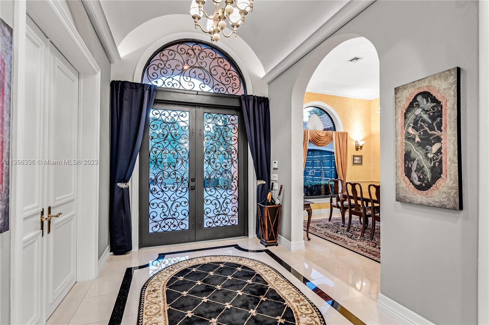 BANYAN WOODS - Residential