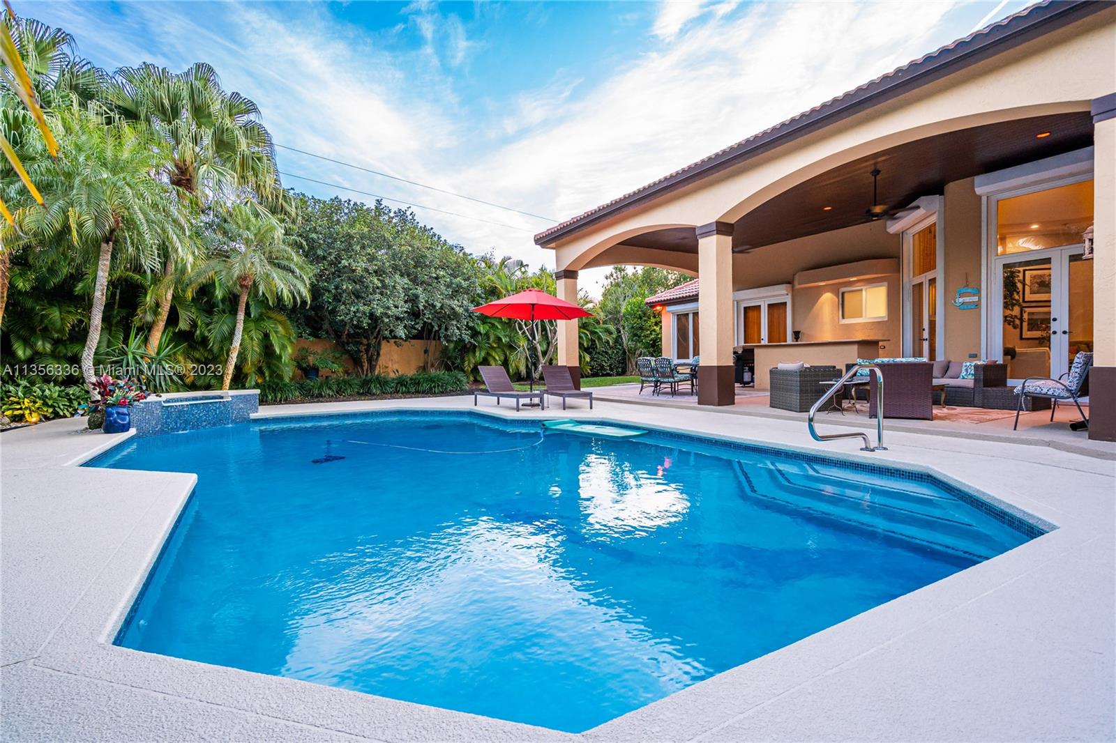 BANYAN WOODS - Residential