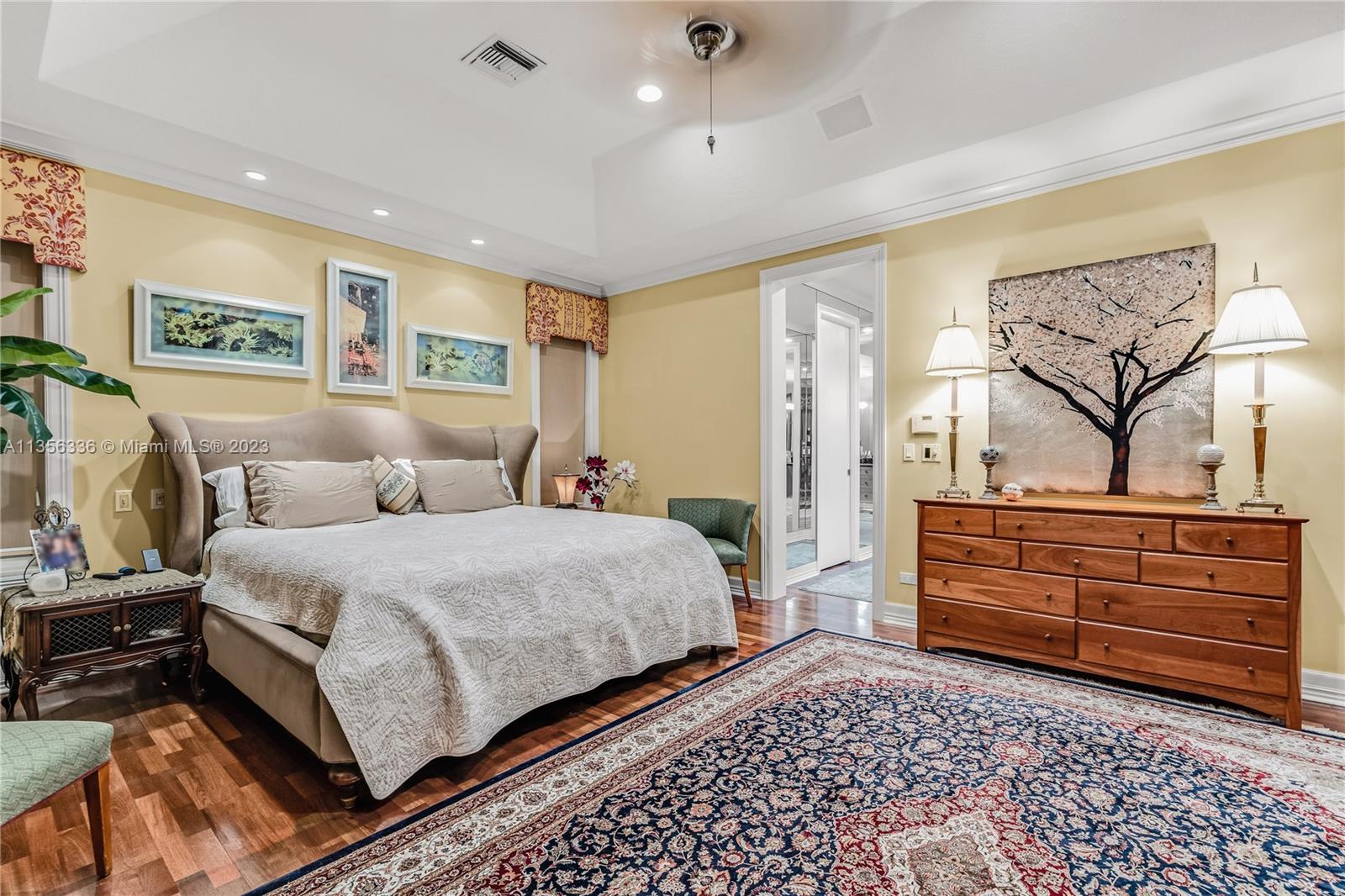 BANYAN WOODS - Residential