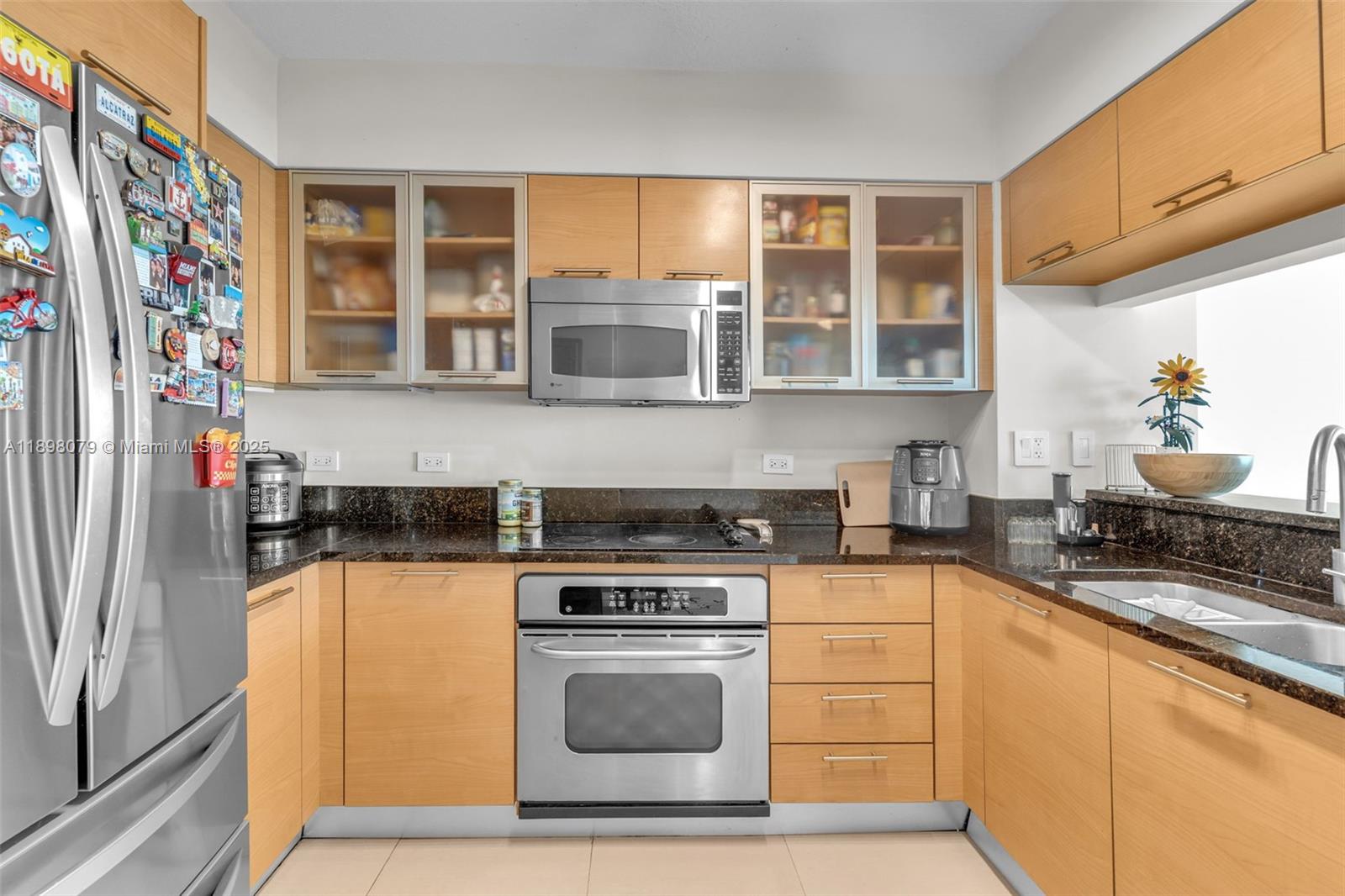 BRICKELL ON THE RIVER N T - Residential Lease