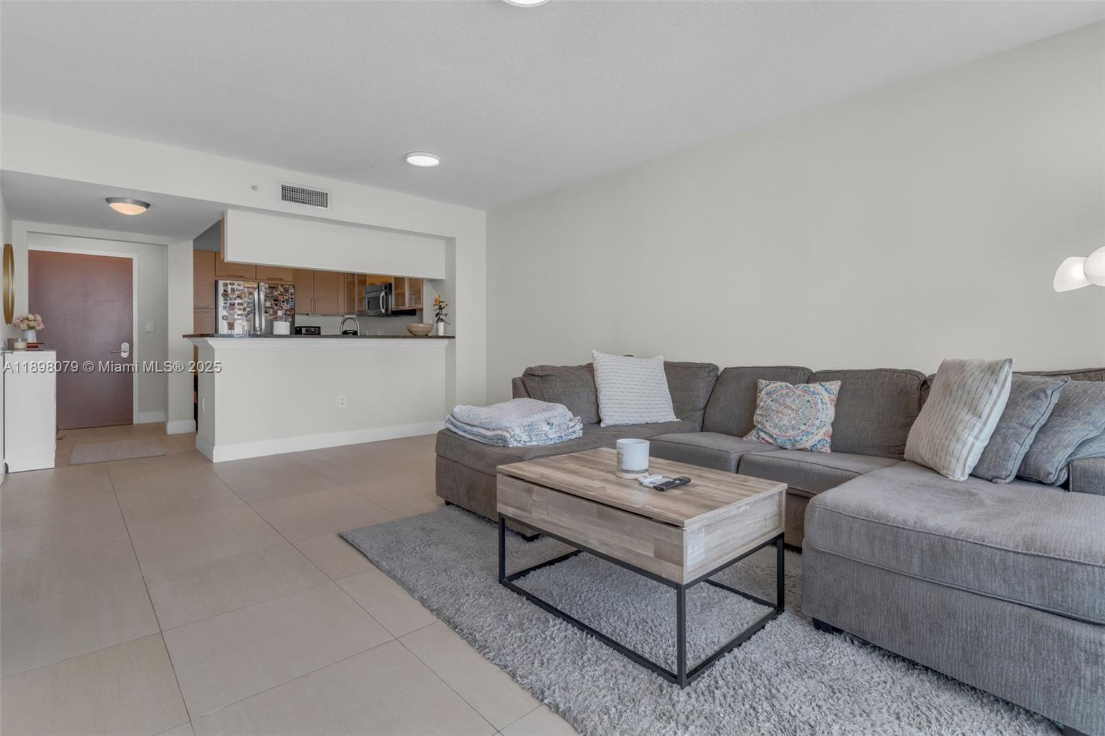 BRICKELL ON THE RIVER N T - Residential Lease