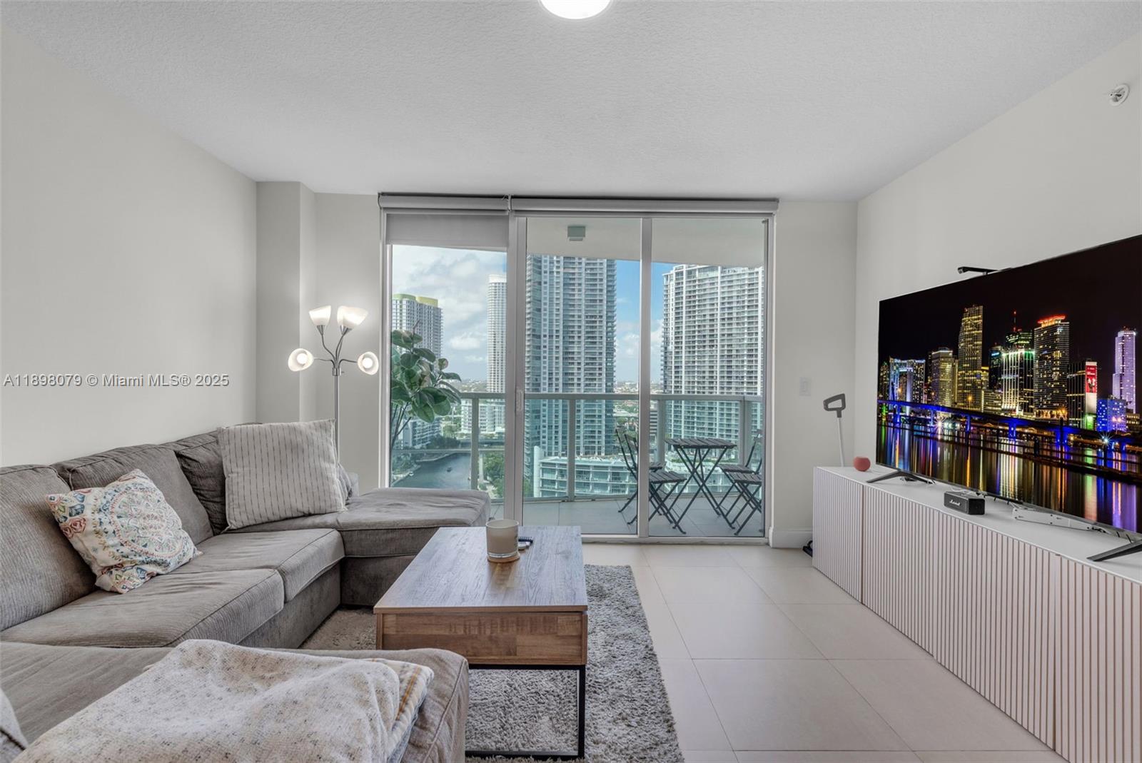 BRICKELL ON THE RIVER N T - Residential Lease