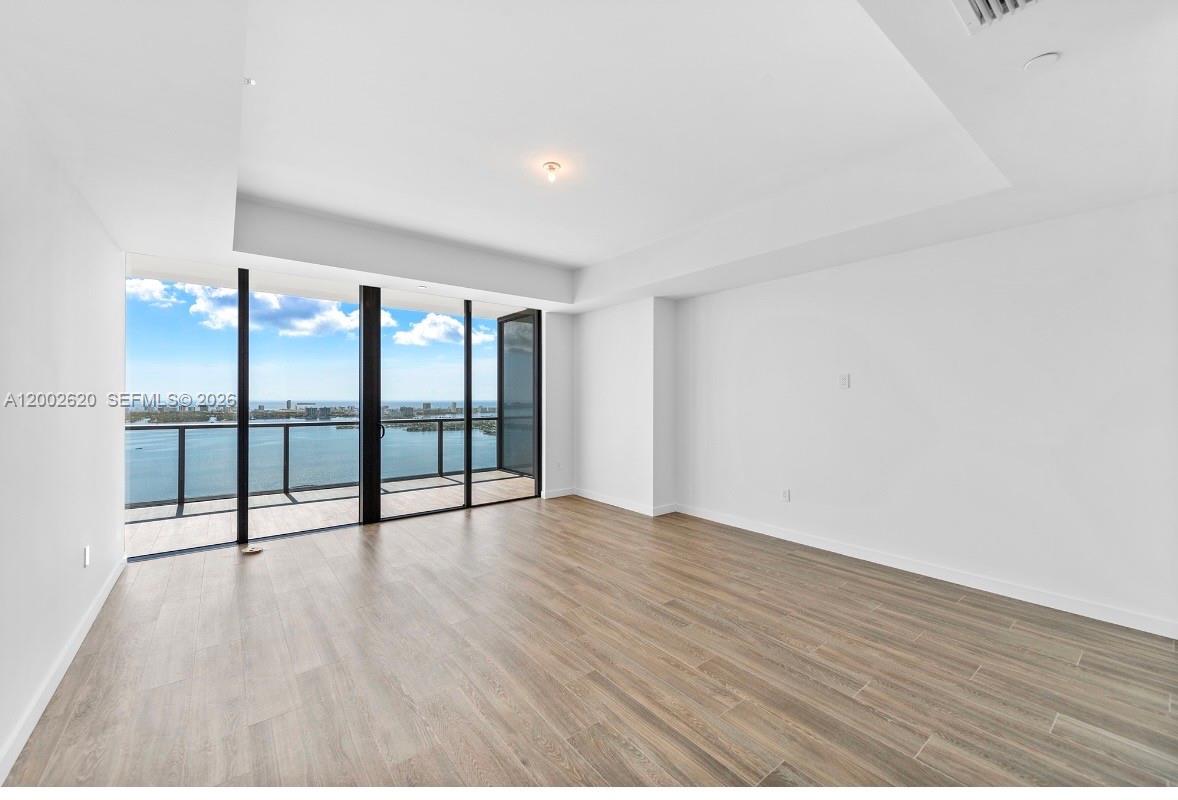 NANCY TERRACE - Residential