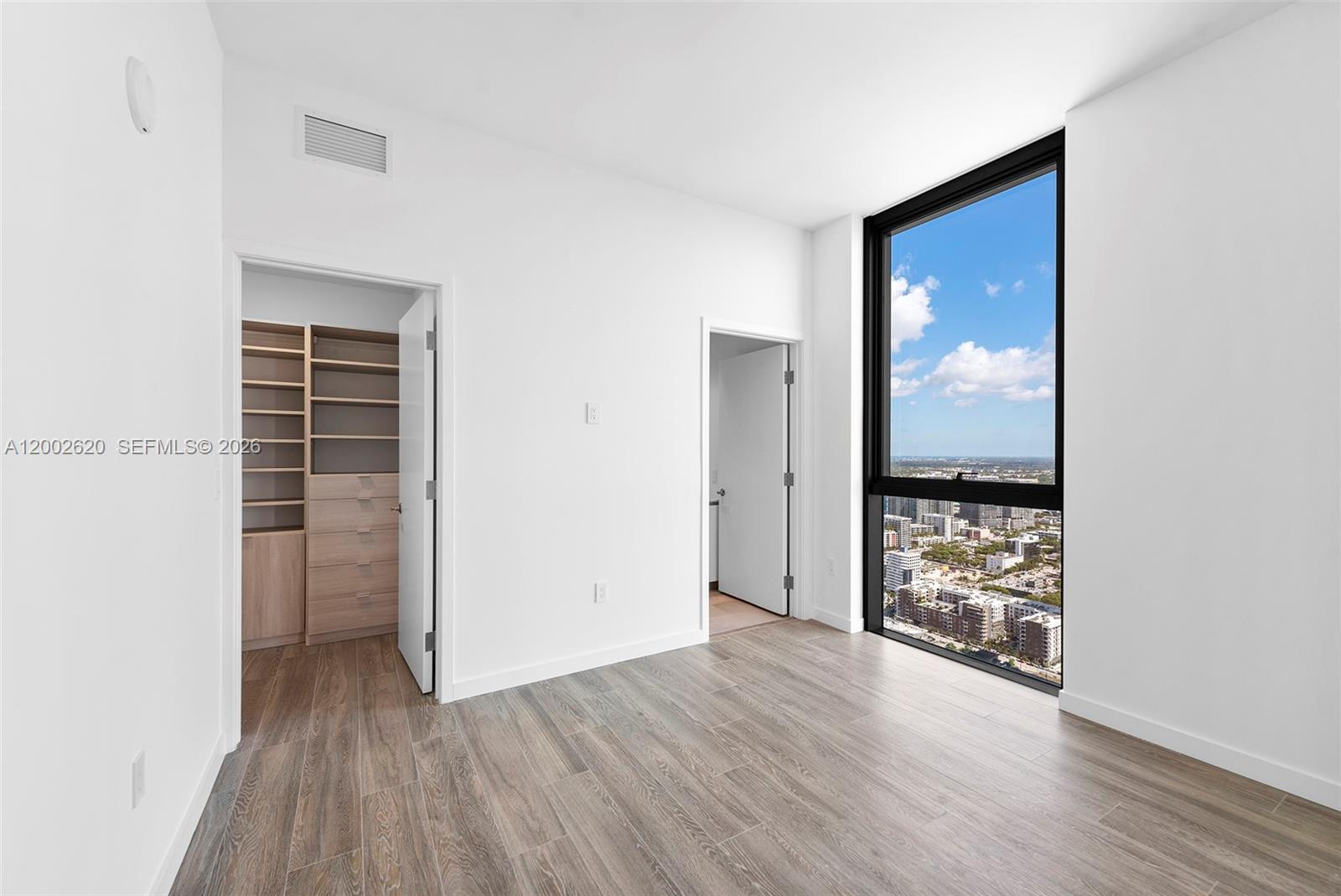 NANCY TERRACE - Residential